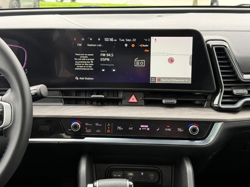 Kia Sportage Vehicle Image 12