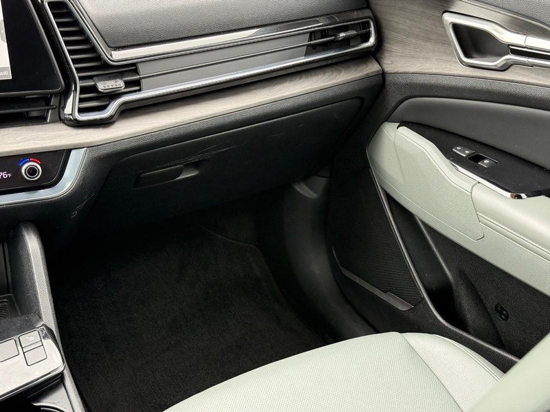 Kia Sportage Vehicle Image 15