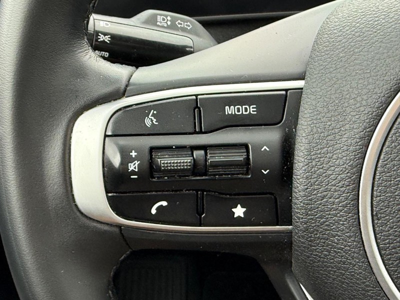Kia Sportage Vehicle Image 16