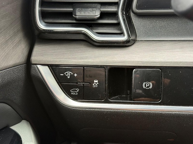 Kia Sportage Vehicle Image 22