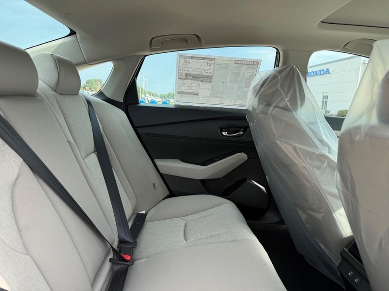 Honda Accord Sedan Vehicle Image 5