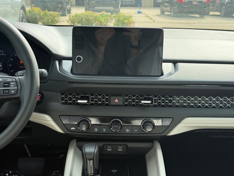 Honda Accord Sedan Vehicle Image 7