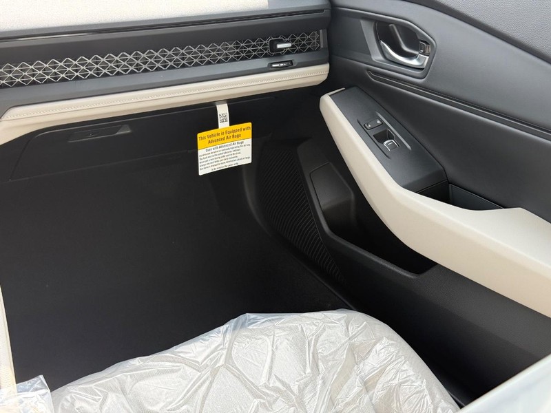 Honda Accord Sedan Vehicle Image 10