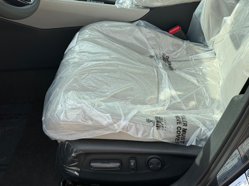 Honda Accord Sedan Vehicle Image 15