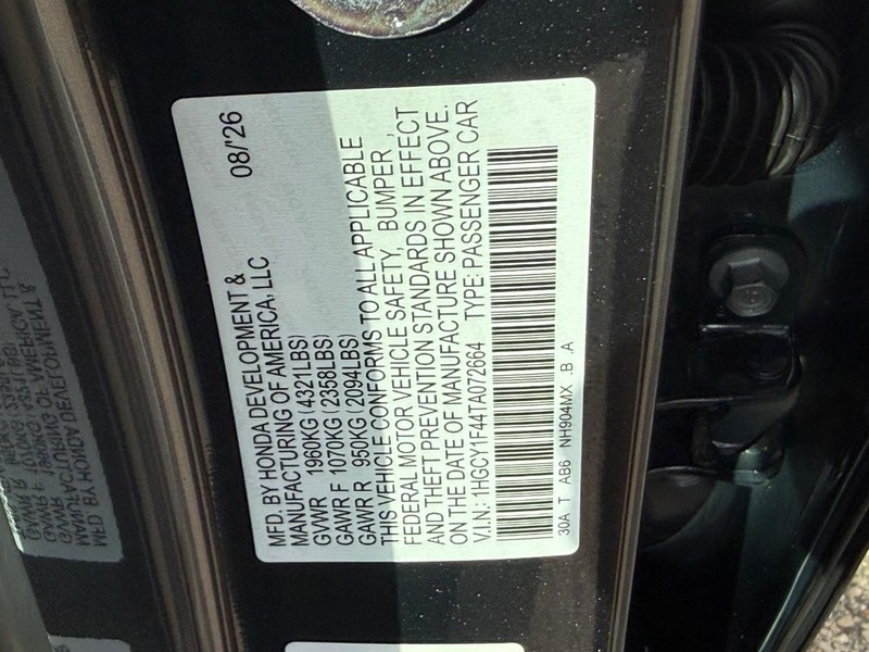 Honda Accord Sedan Vehicle Image 16