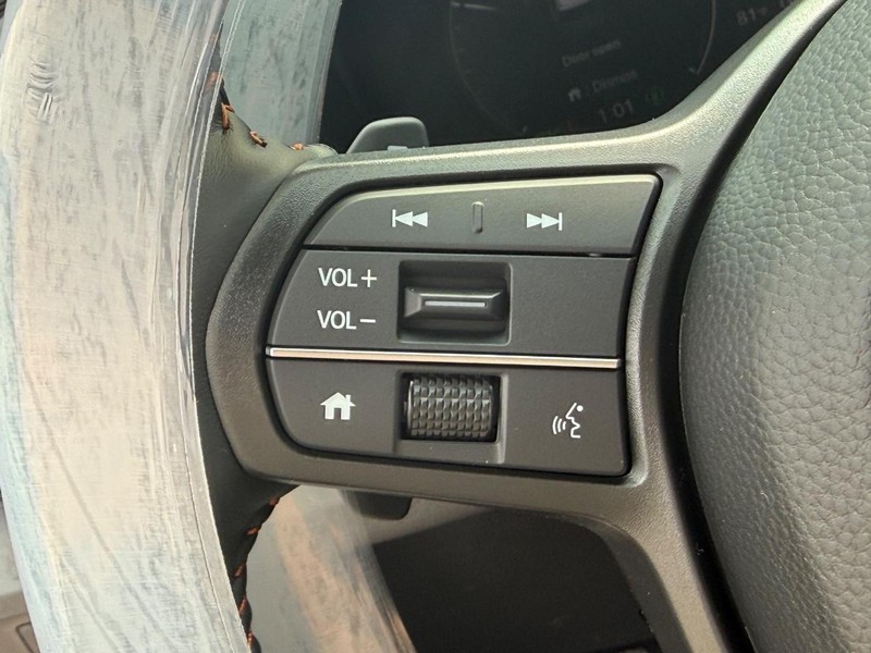 Honda CR-V Hybrid Vehicle Image 9