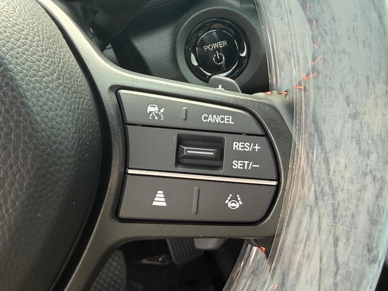 Honda CR-V Hybrid Vehicle Image 10