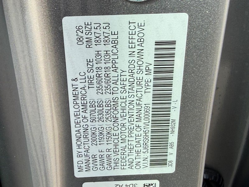 Honda CR-V Hybrid Vehicle Image 14