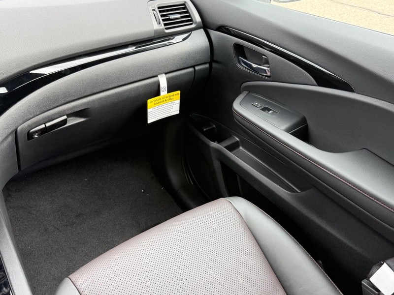Honda Ridgeline Vehicle Image 9