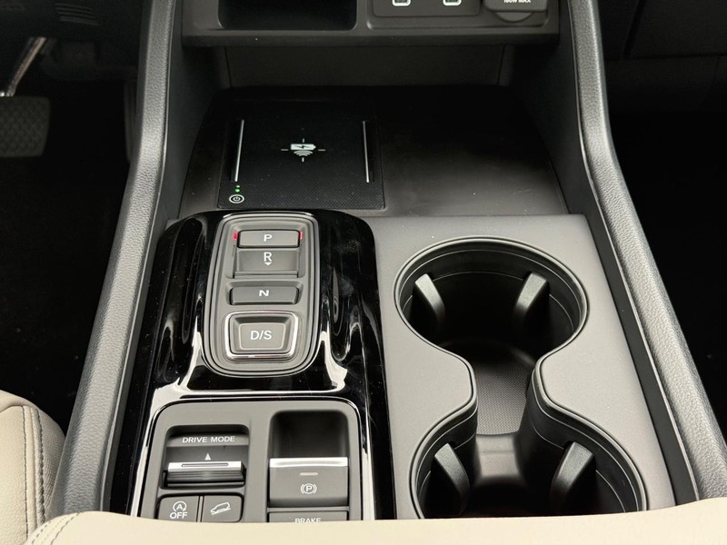 Honda Passport Vehicle Image 8