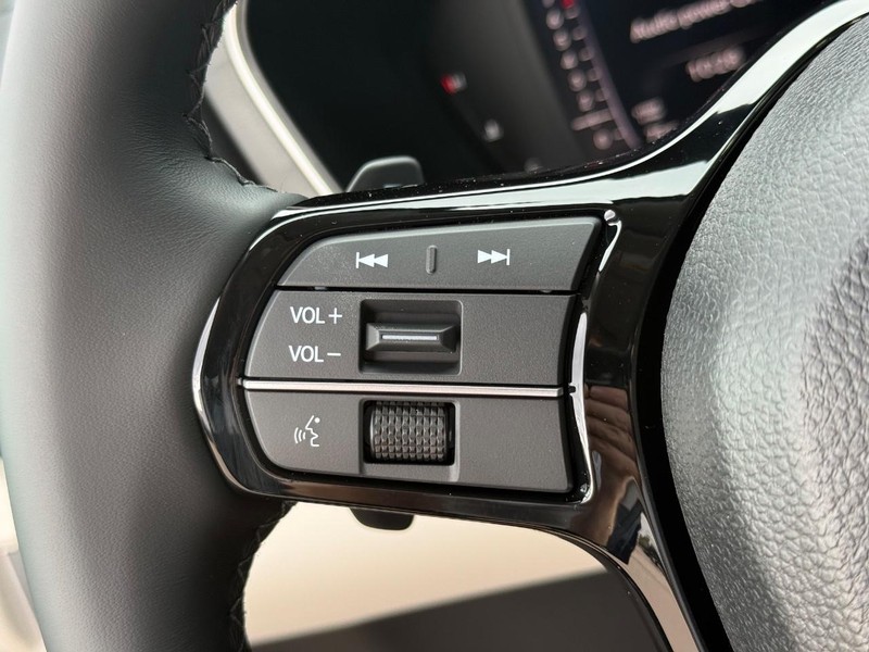Honda Passport Vehicle Image 12