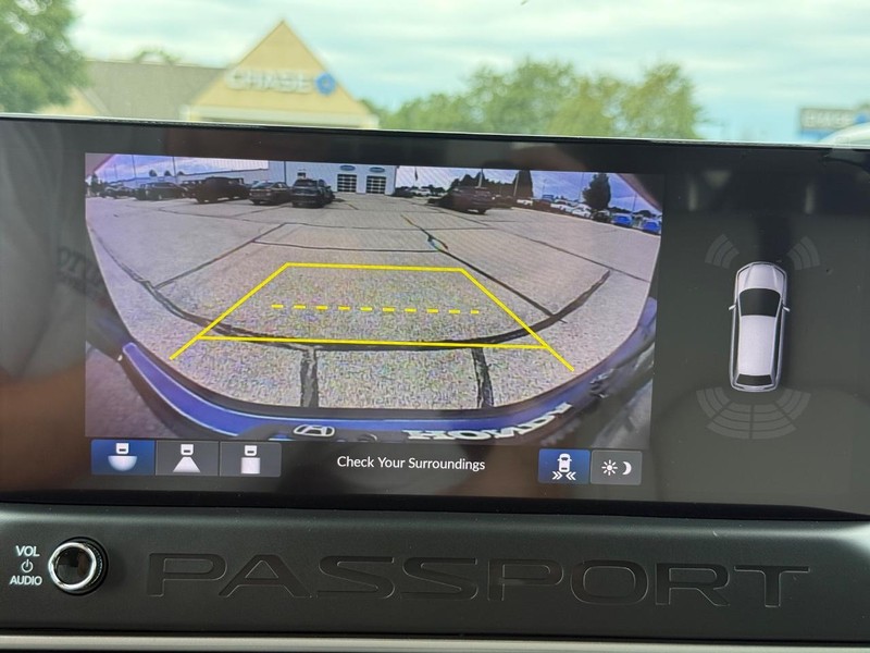 Honda Passport Vehicle Image 14