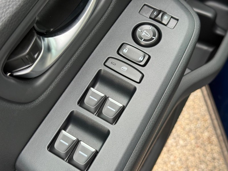 Honda Passport Vehicle Image 16