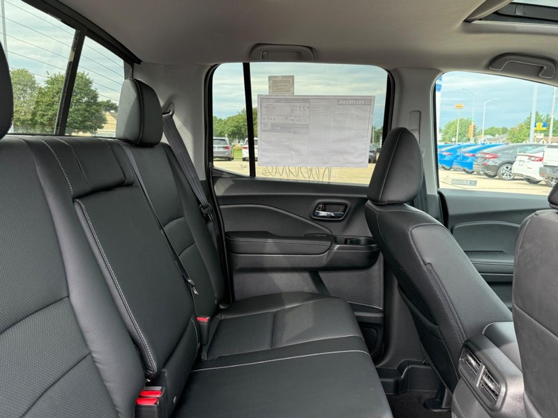 Honda Ridgeline Vehicle Image 5