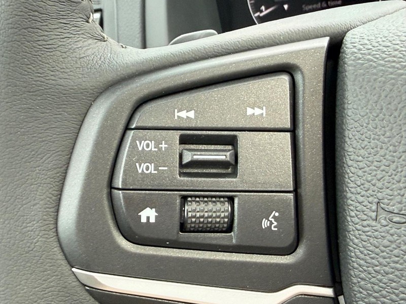 Honda Ridgeline Vehicle Image 12