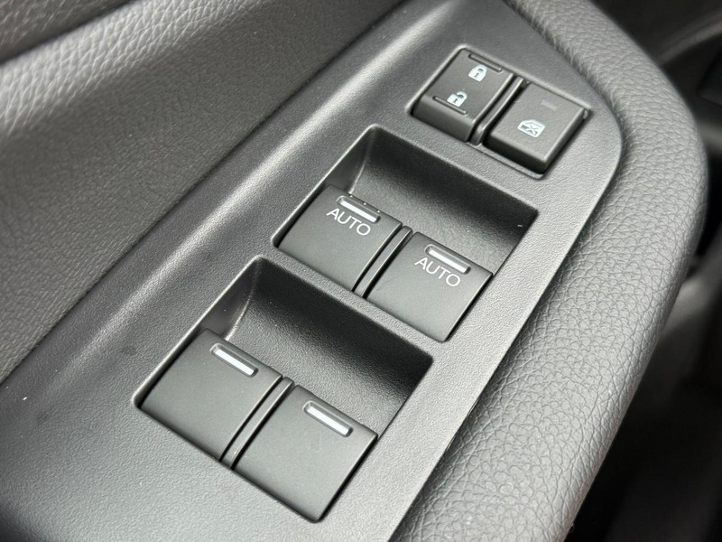 Honda Ridgeline Vehicle Image 16
