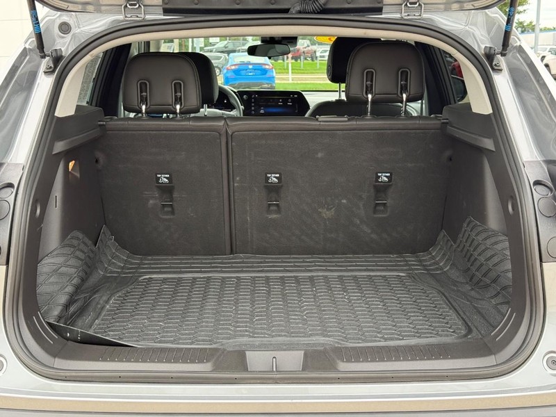 Chevrolet Trax Vehicle Image 6