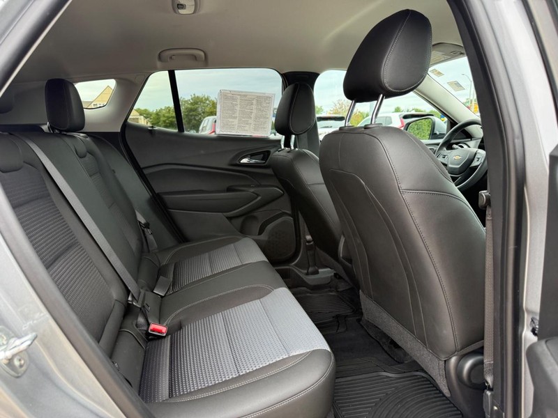 Chevrolet Trax Vehicle Image 10