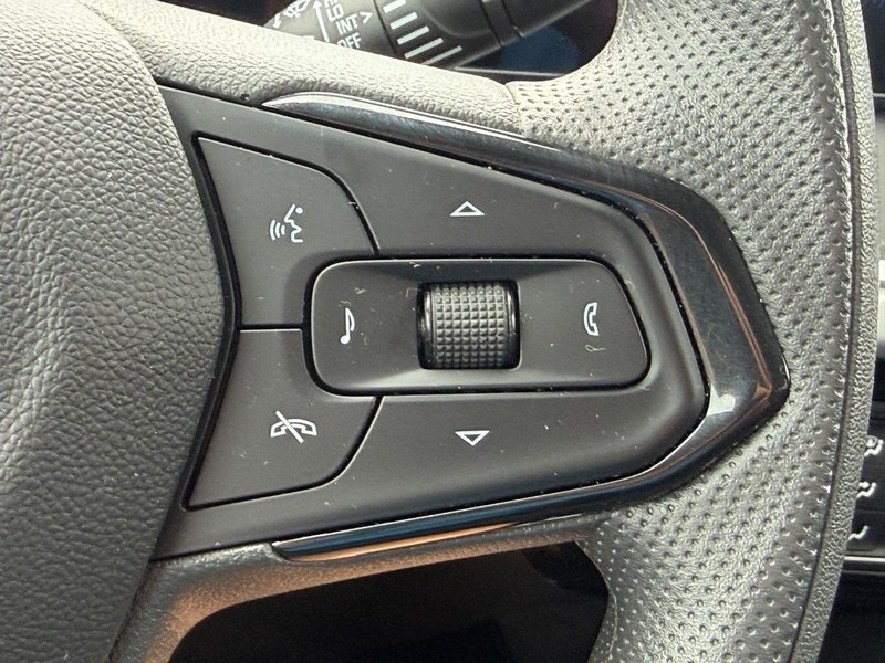 Chevrolet Trax Vehicle Image 14