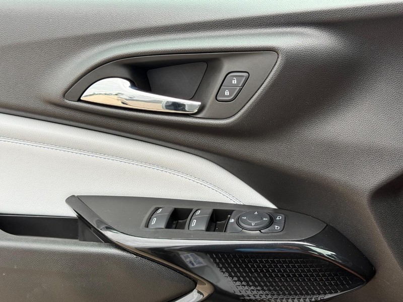 Chevrolet Trax Vehicle Image 22