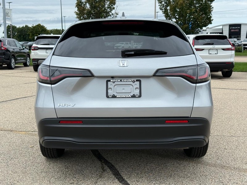 Honda HR-V Vehicle Image 4