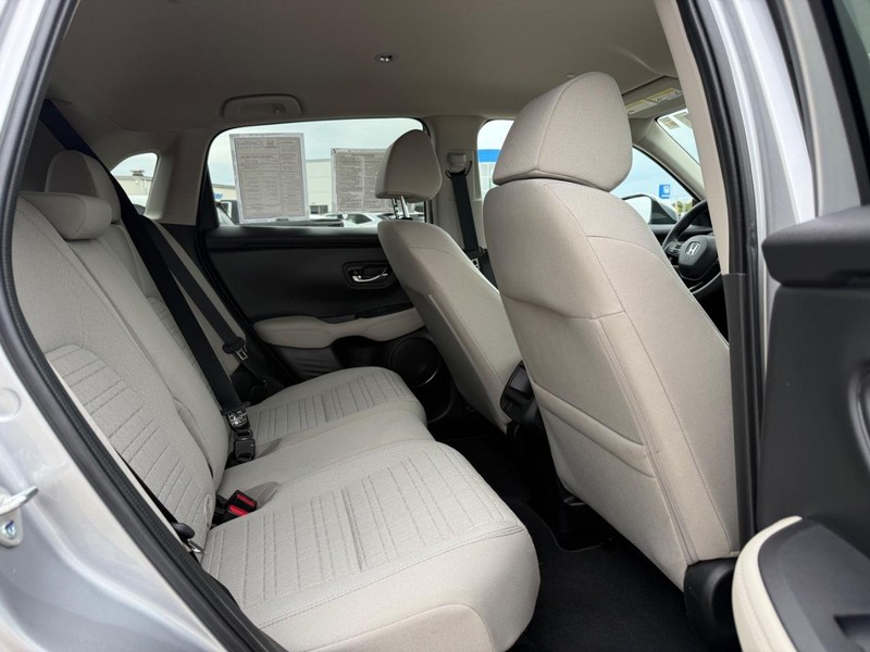 Honda HR-V Vehicle Image 10