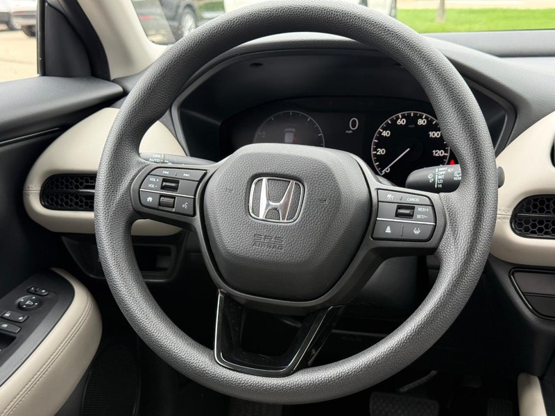 Honda HR-V Vehicle Image 13