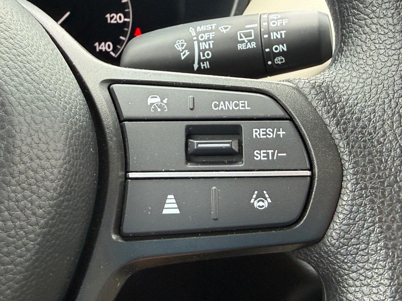 Honda HR-V Vehicle Image 14