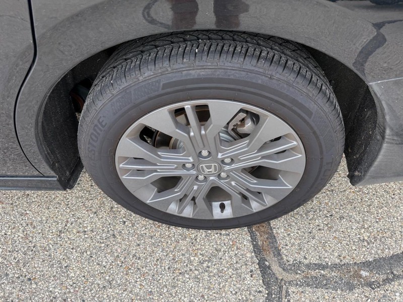 Honda Odyssey Vehicle Full-screen Gallery Image 06