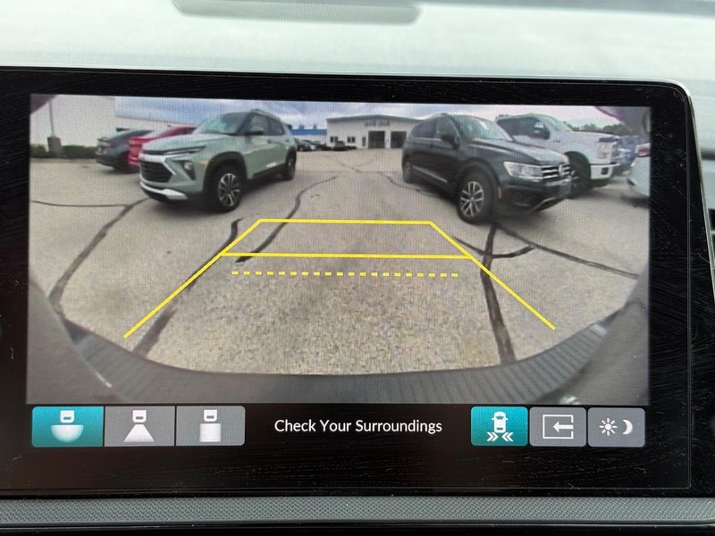 Honda Odyssey Vehicle Full-screen Gallery Image 18