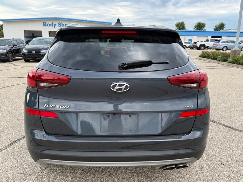 Hyundai Tucson Vehicle Image 4