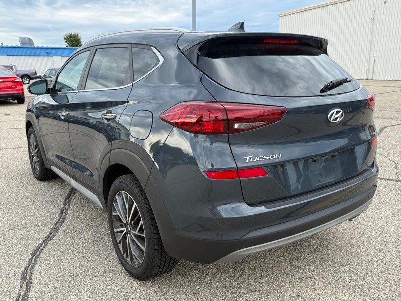 Hyundai Tucson Vehicle Image 5