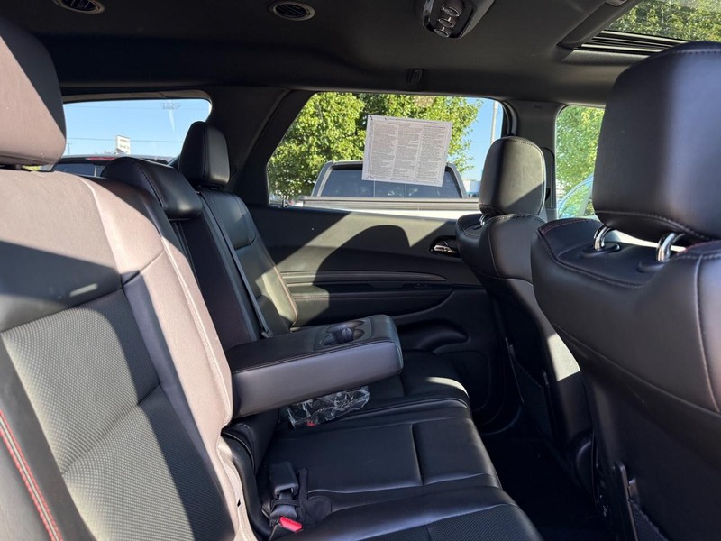Dodge Durango Vehicle Image 9