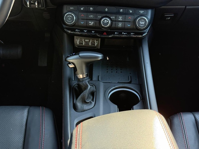 Dodge Durango Vehicle Image 13
