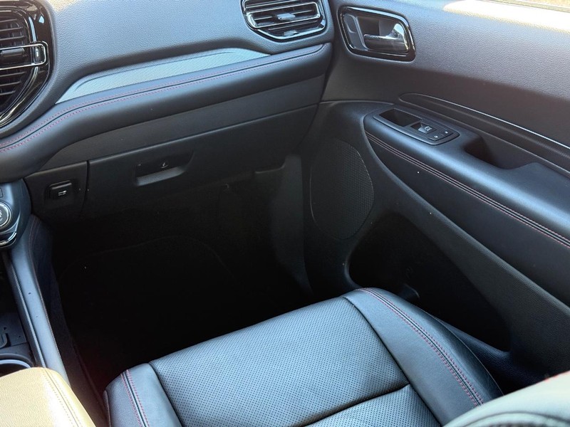 Dodge Durango Vehicle Image 15