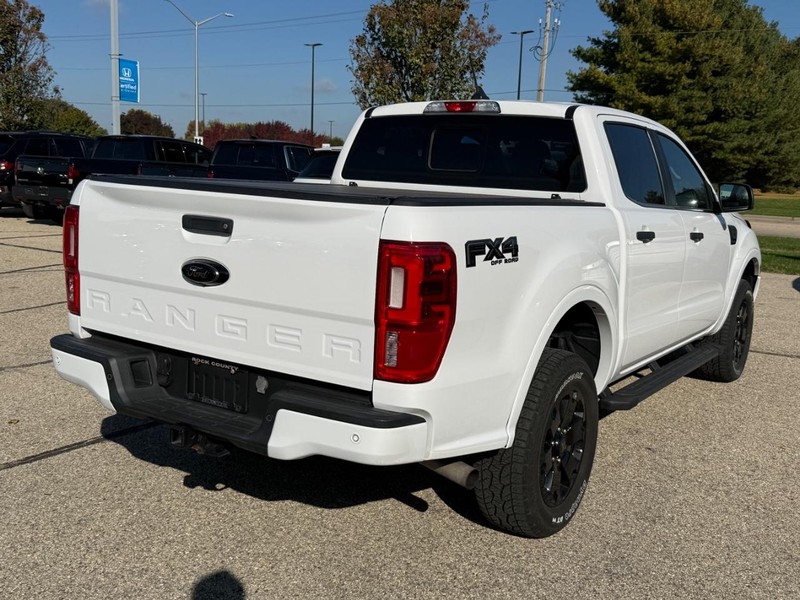 Ford Ranger Vehicle Full-screen Gallery Image 03