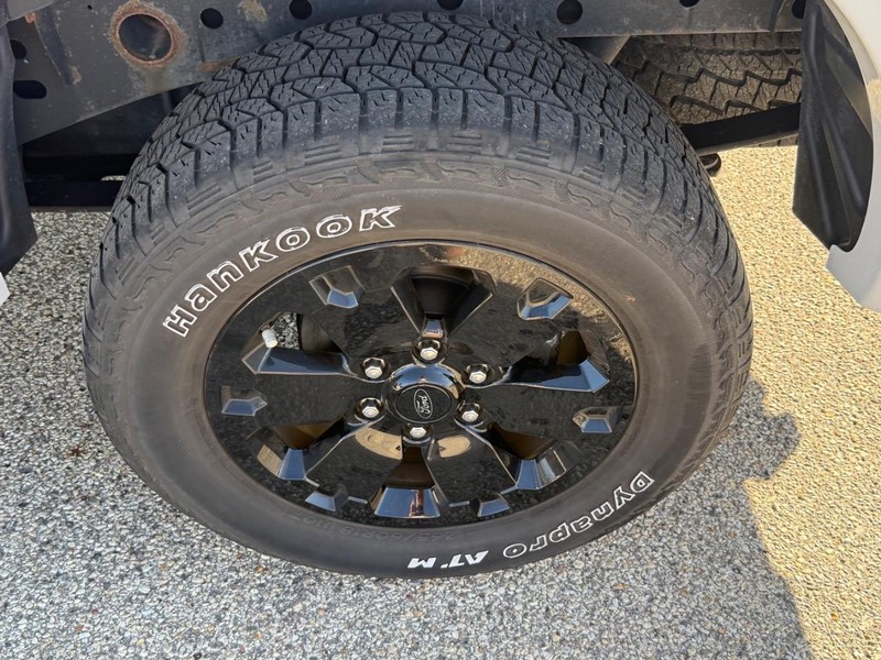 Ford Ranger Vehicle Full-screen Gallery Image 07