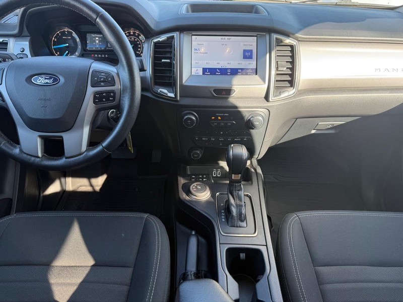 Ford Ranger Vehicle Full-screen Gallery Image 11