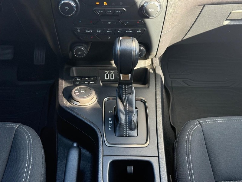 Ford Ranger Vehicle Full-screen Gallery Image 13