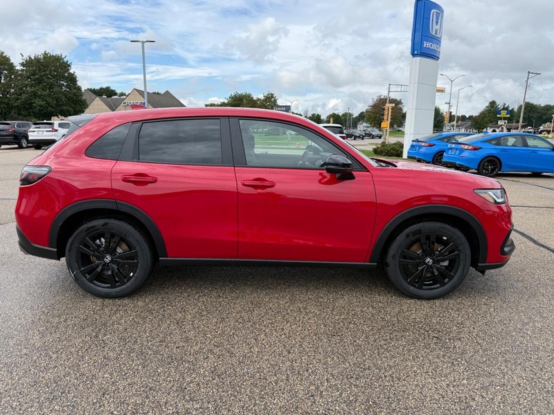 Honda HR-V Vehicle Image 2