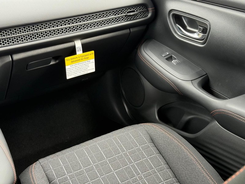 Honda HR-V Vehicle Image 10