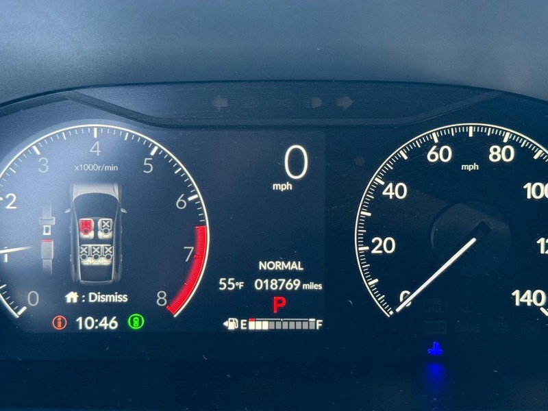 Honda CR-V Vehicle Full-screen Gallery Image 18