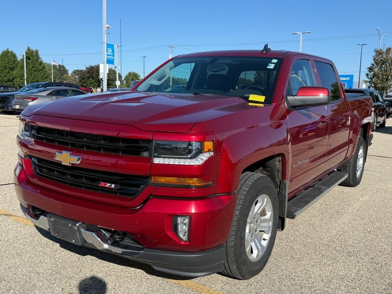 Chevrolet Silverado Vehicle Image 8