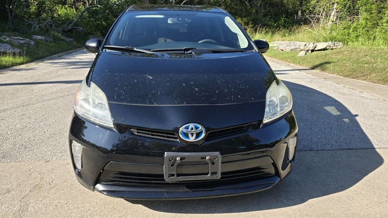 Toyota Prius Vehicle Image 9