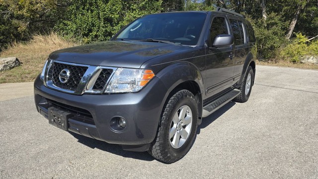 more details - nissan pathfinder