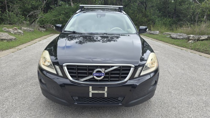 Volvo XC60 Vehicle Image 8