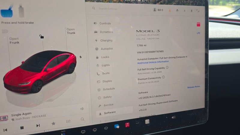 Tesla MODEL 3 Vehicle Image 15