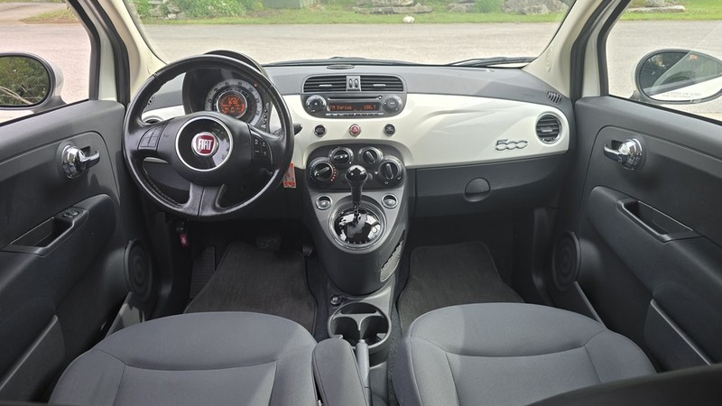 FIAT 500 Vehicle Image 11