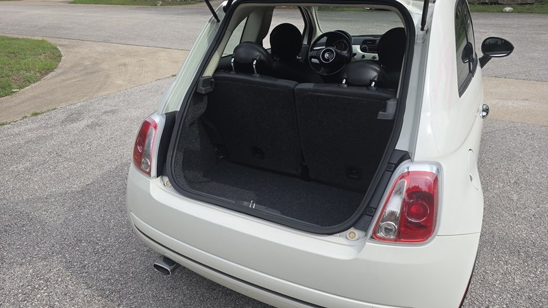 FIAT 500 Vehicle Image 12