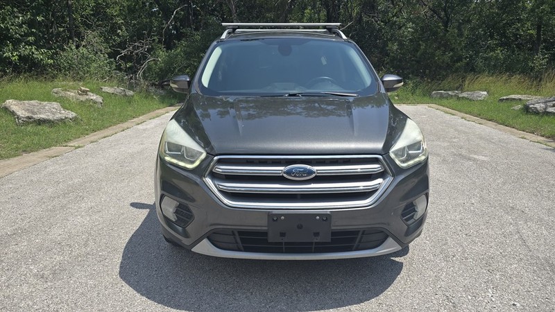 Ford Escape Vehicle Image 9